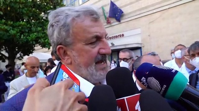 Andria: ecco la nuota tac ed il nuovo angiografo operativi all'ospedale Bonomo . Michele Emiliano all'inaugurazione - foto e video