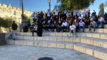 - İsrail güçlerinden, Şam Kapısı’nda aşırı sağcı Yahudileri protesto eden Filistinlilere müdahale