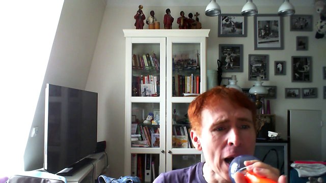 Wiwi égratigne turn your love around