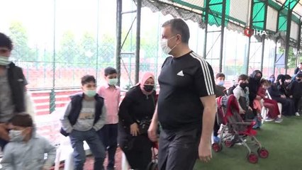 Son dakika: Başkan Bozkurt, çocuklarla spor yaptı, forma ve ayakkabı hediye etti