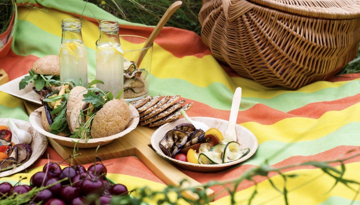 Tips for Packing the Ultimate Summer Picnic