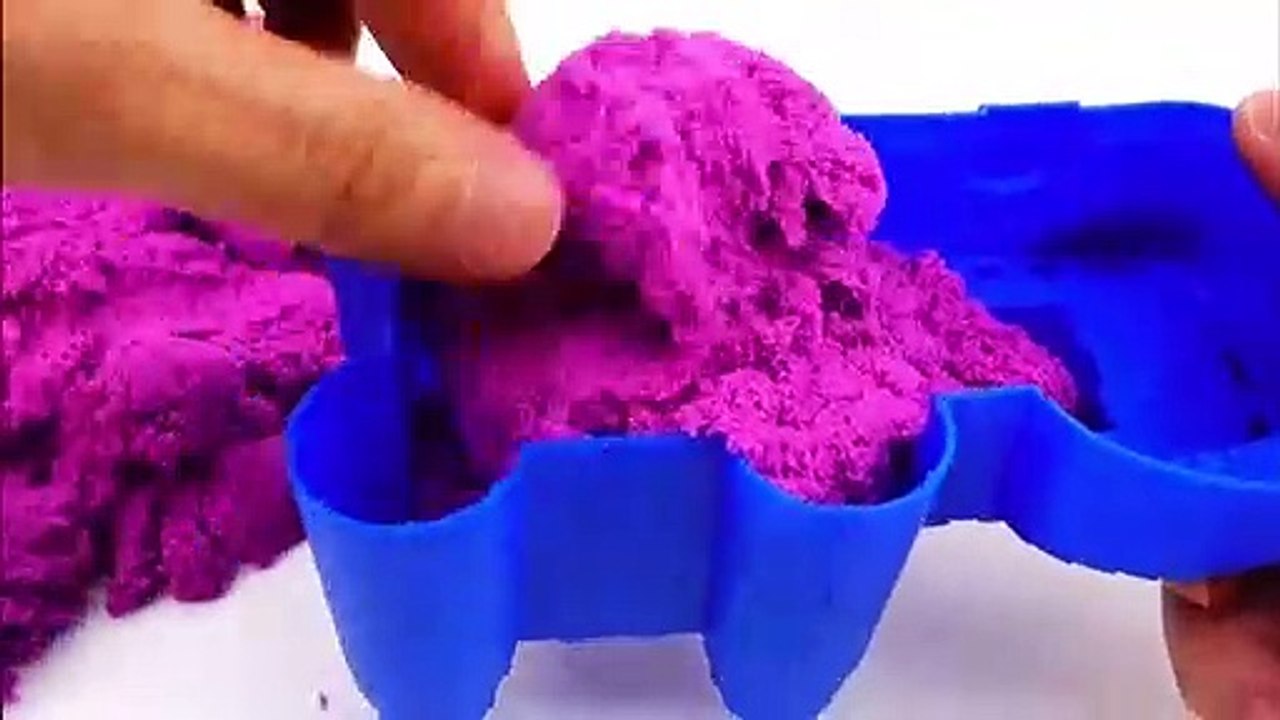 Finger Family  Kinetic Sand Rainbow House Surprise Toys Learn Colors Songs for Kids