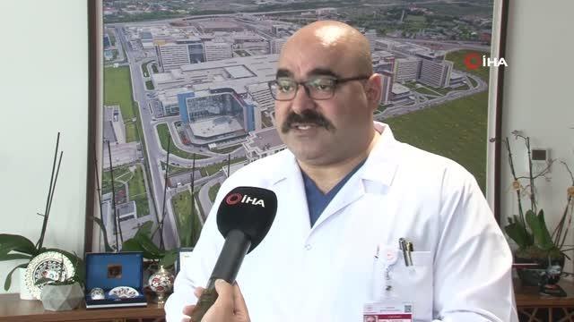 Son dakika haberi: Ankara Şehir Hastanesi Koordinatör Başhekimi Op. Dr. Surel: Açtığımız kadar randevu oluşuyor, yüzde 100'e yakın aşılama gerçekleşiyor
