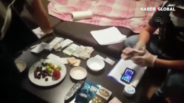 İstanbul'da FETÖ operasyonunda elebaşı Fetullah Gülen'in yeni beddua videoları ve ses kayıtları bulundu