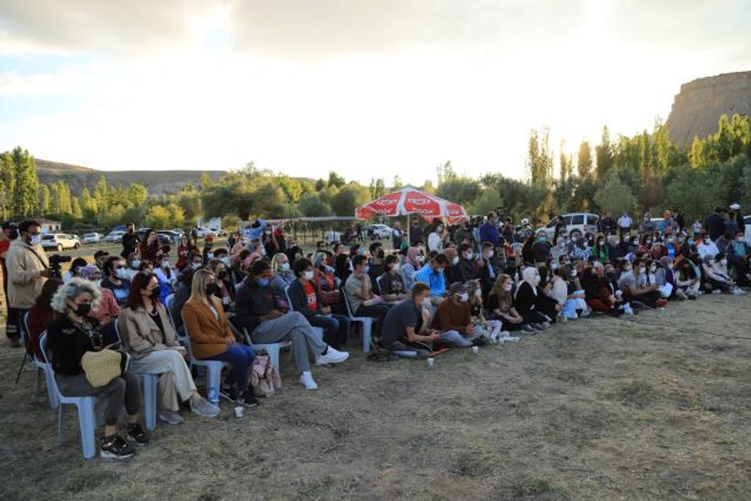 Tarım ve Orman Bakan Yardımcısı Tunç, "Aksaray Yunus Emre Yazarlık Kampı"na katıldı