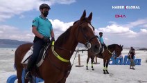 Salda Gölü'nde güvenlik bu yıl da atlı jandarmaya emanet