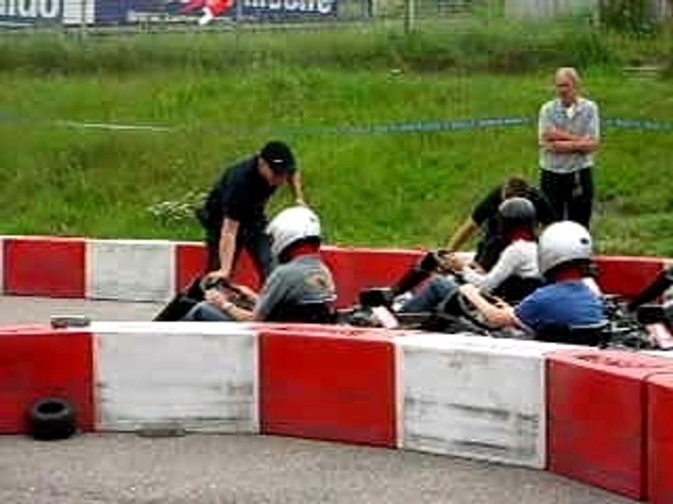 Kart racing mini united 2007