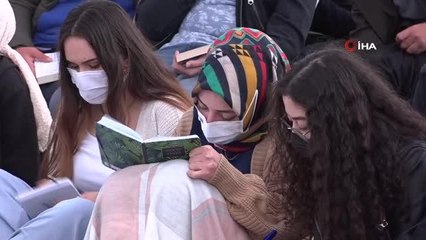 İlber Ortaylı, Yunus Emre Yazarlık Kampı'nda öğrencilerle buluştu