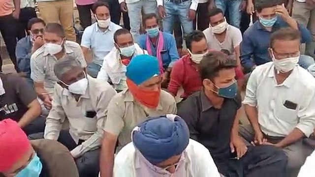 पेट्रोल-डीजल की बढ़ती कीमतों के विरोध में कांग्रेस का चक्का जाम