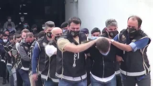 Son dakika! Karagümrük çetesi olarak bilinen suç örgütüne yönelik operasyonda yakalanan 22 kişi adliyeye sevk edildi