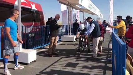 KONYA - Türkiye Yol Bisikleti Şampiyonası başladı