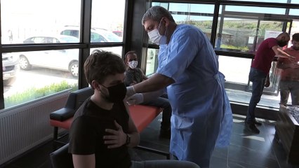 BAYBURT - Organize sanayi bölgesinde 'mobil aşı' uygulaması başladı