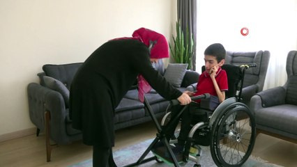 17 yaşındaki SMA hastası Umut, hayata müzik ile tutunuyor