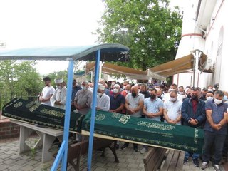 Son dakika haberi... GEMİ KAZASINDA HAYATINI KAYBEDEN BALIKÇILAR SON YOLCULUKLARINA UĞURLANDI