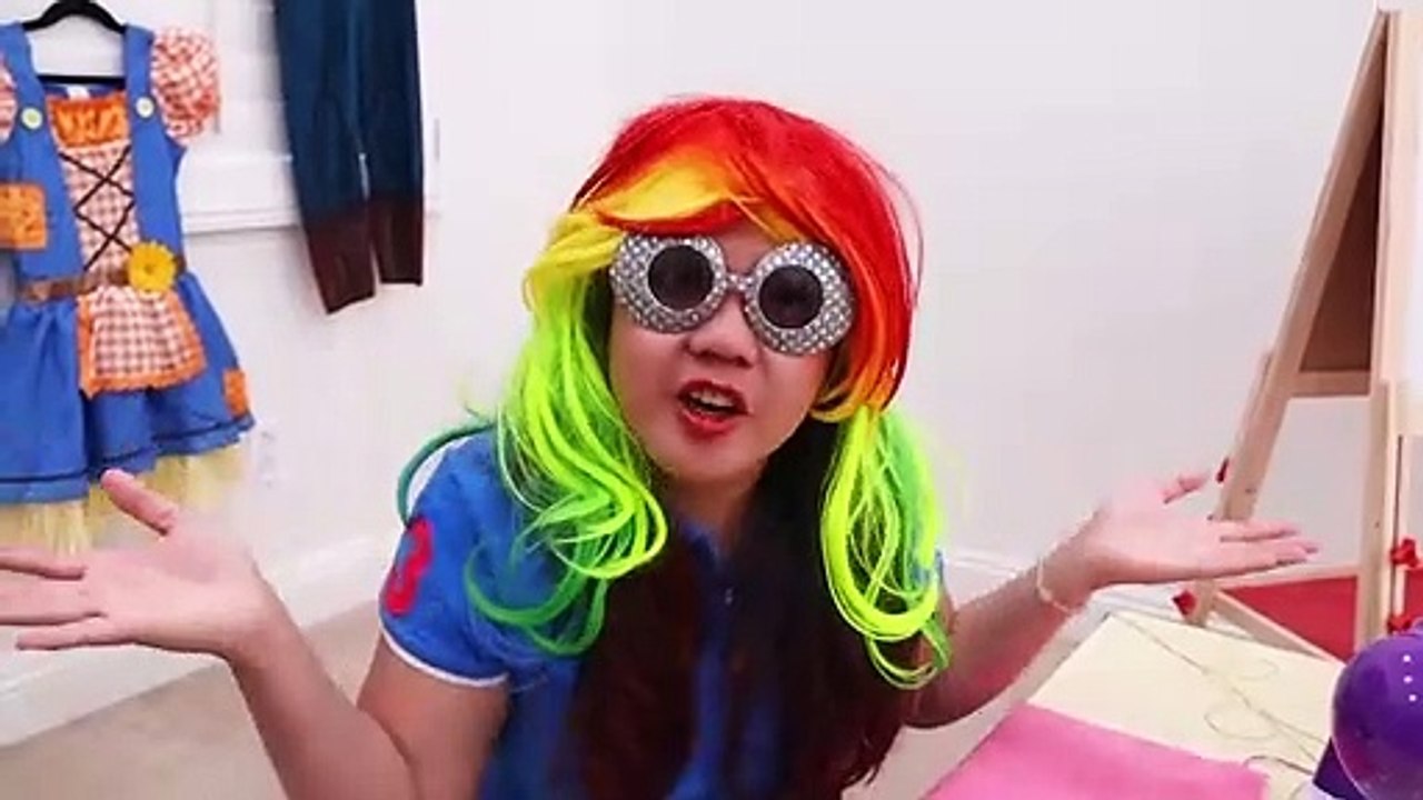 Emma And Andrew Toy Sewing Machine | Pretend Play Making Kids Clothes