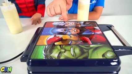 Marvel Avengers Waffle Maker Ckn Toys