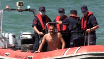 RİZE - Plaj işletmecileri, sahte ihbarla çağırdıkları sahil güvenlik personeline kutlama yaptı