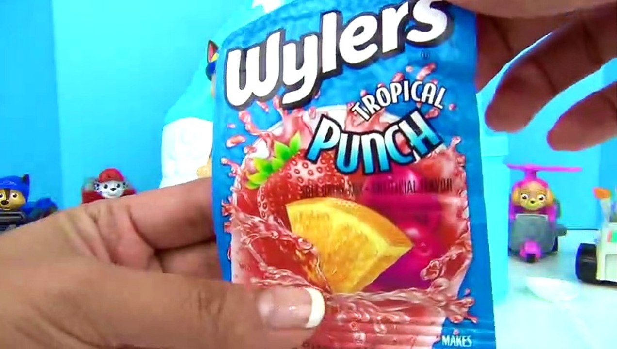 How To Make Snow Cones With Paw Patrol & Frozen Princesses