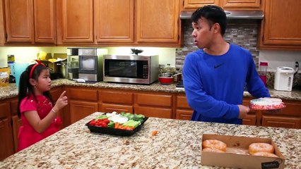 Jannie Pretend Play Preparing Healthy Food For Uncle To Eat| Funny Johny Johny Exercise Kids Video