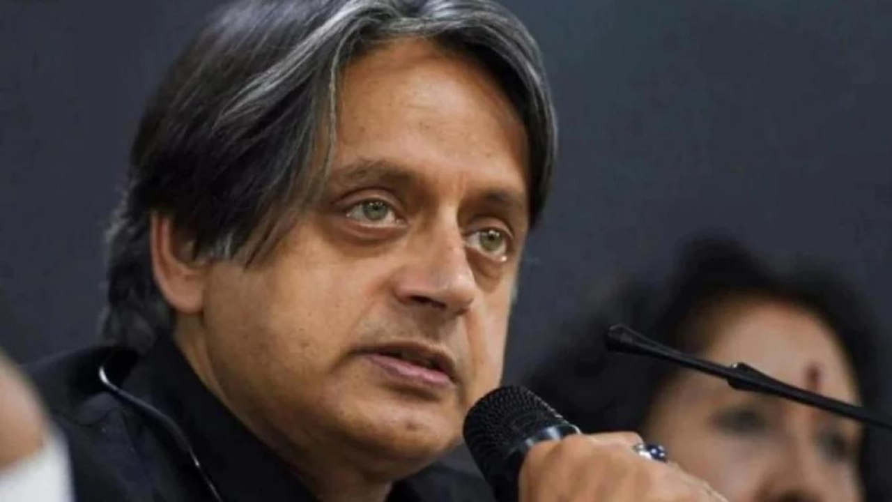 Twitter summoned by Shashi Tharoor-led parliamentary panel