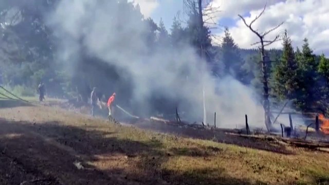 KASTAMONU - Çıkan yangında bir ev ve ahır zarar gördü
