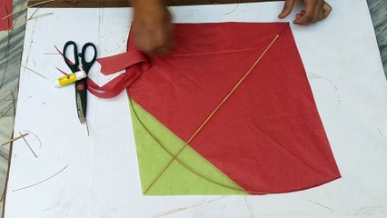 SIMPLE Kite making and flying at home