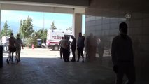 GAZİANTEP - Devrilen hafif ticari araçtaki 10 kişi yaralandı