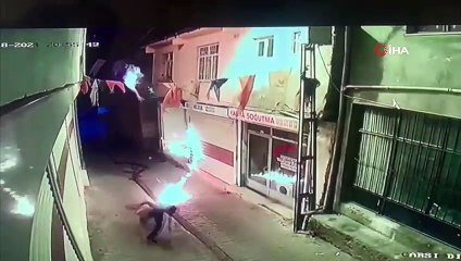 AK Parti Hani İlçe Binası'na molotoflu saldırıda 2 gözaltı