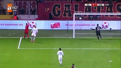 Umut Bulut bomboş kaleye atamadı!