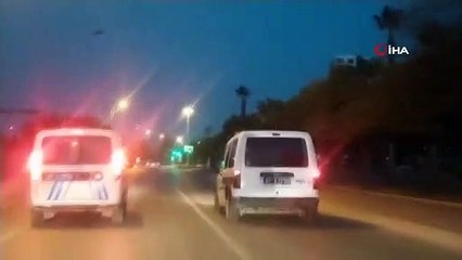 Film sahnelerini aratmayan kovalamaca: 25 kilometre sonunda kapandan geçip yakalandılar