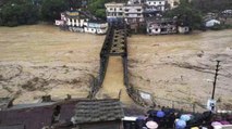 Alaknanda river flowing over many temples in Uttarakhand