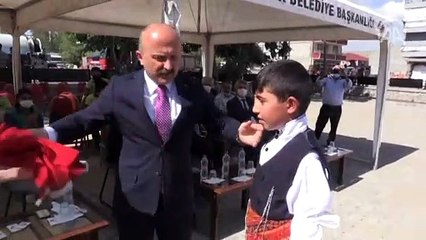 Doğu Anadolu'nun ilk modüler kütüphanesi Ağrı'da hizmete girdi