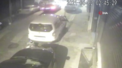 Kağıthane'de motosiklet hırsızları kamerada