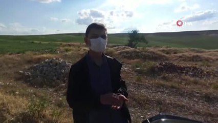 Üzerinde 'İnsanlık ölmüş' yazan mezarın sırrını kısa sürede ortaya çıktı