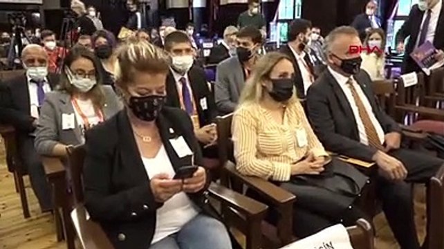 Galatasaray'da başkan adayları oylarını kullandı