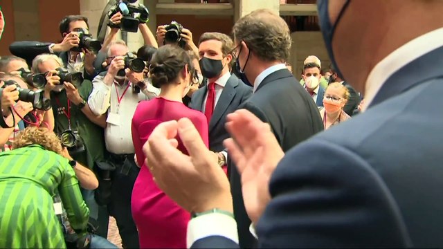 Ayuso toma posesión arropada por Casado y el resto de presidentes autonómicos del PP