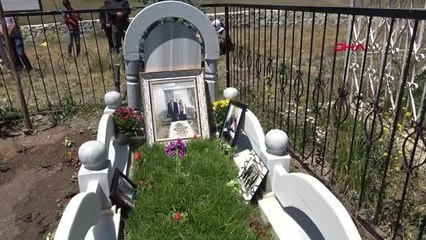 ERZURUM BABASININ TOPRAĞA VERİLDİĞİ GÜN, AHMET'İN DOĞUM GÜNÜ