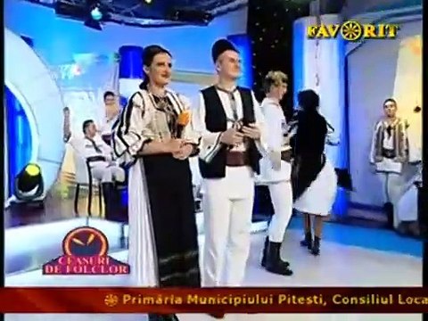 Codruta Rodean si Bogdan Cioranu - Hai, mandro, sa trecem muntii (Ceasuri de folclor - Favorit TV - 25.11.2015)