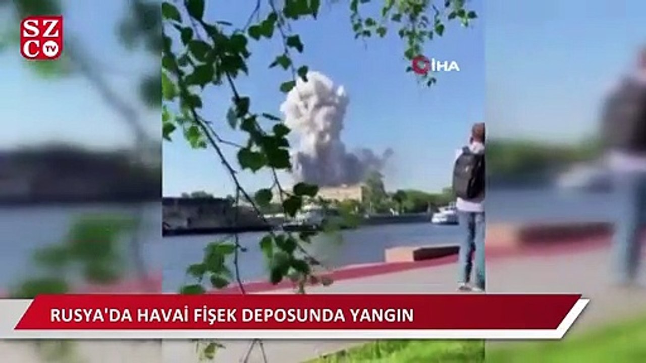 Rusya'da havai fişek deposunda yangın