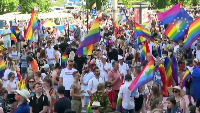 Парад Равенства прошёл в Варшаве