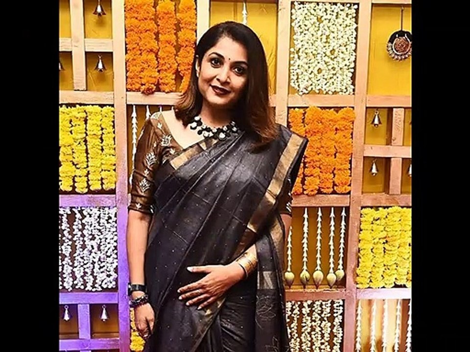 Actress Ramya Krishnan Sarees and Jewellery Collection __ Ramya Krishna Sarees and Jewellery