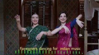 pretty girls trying  to Dance in Bollywood song I When foreigner try to dance in Indian songs.