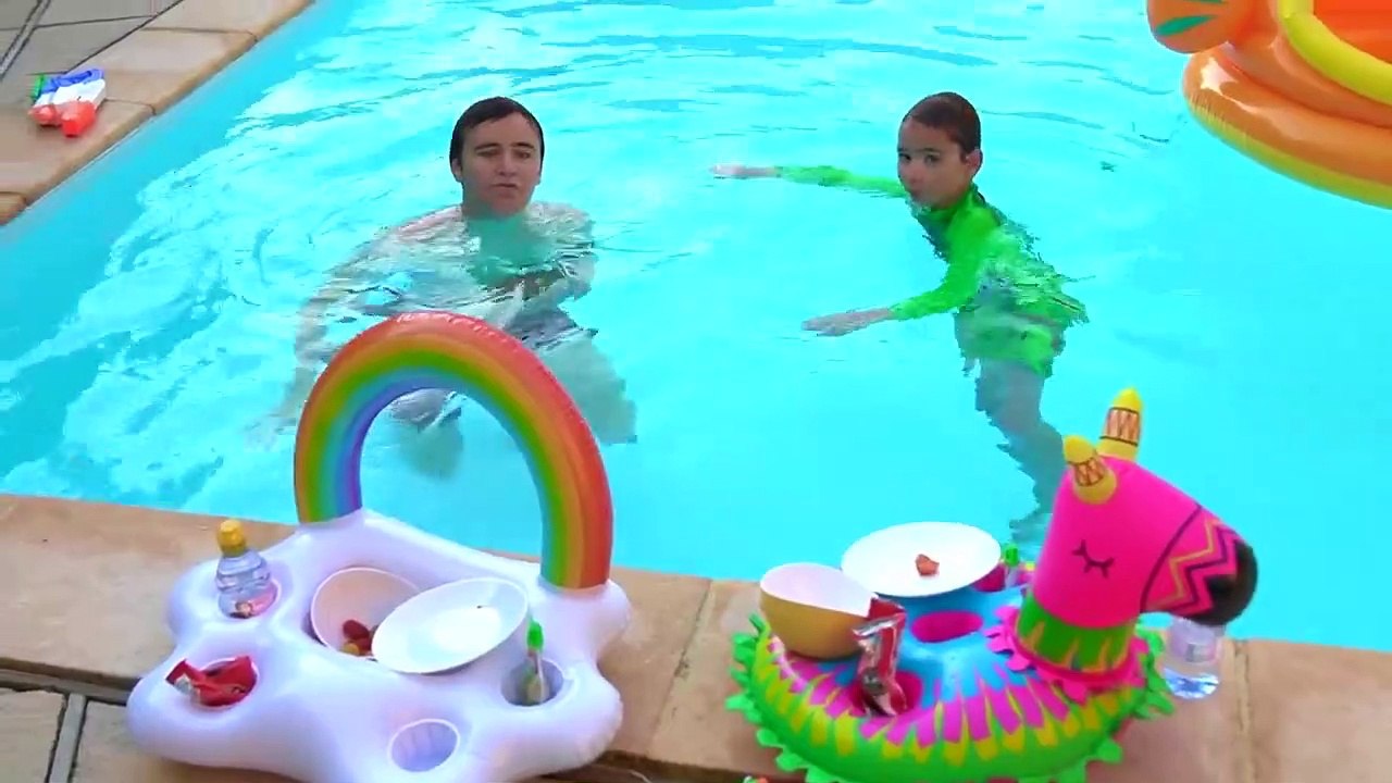 24H Dans La Piscine #2 !