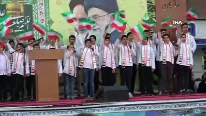 - İranlılar, Reisi’nin seçim zaferini kutluyor