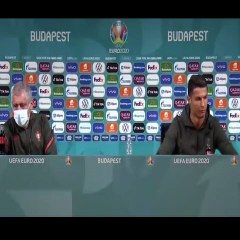 Cristiano Ronaldo faz coca-cola perder 4 bilhões