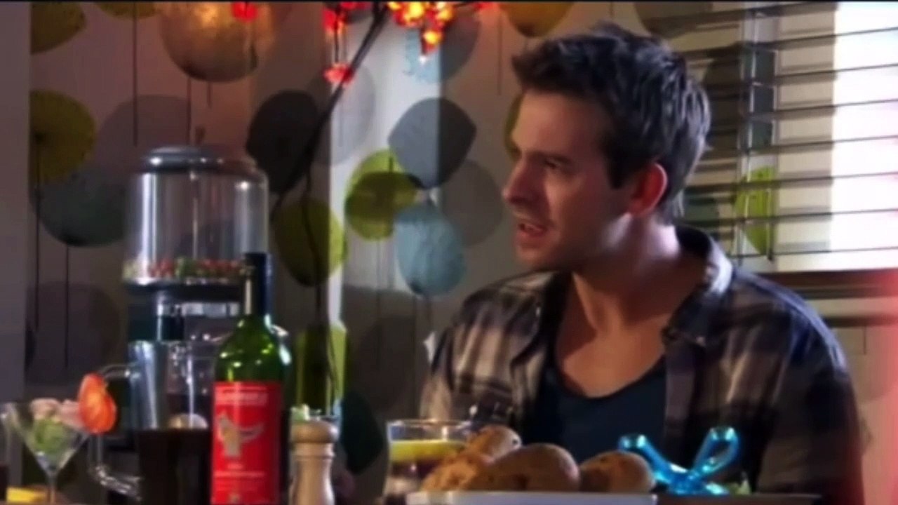 Darren and Nancy - Hollyoaks 17th January 2011