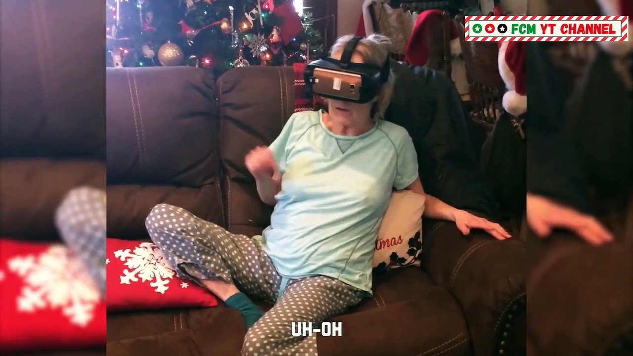 FUNNY VIRTUAL REALITY FAILS - Game Fails 2021 - Fail compilation media