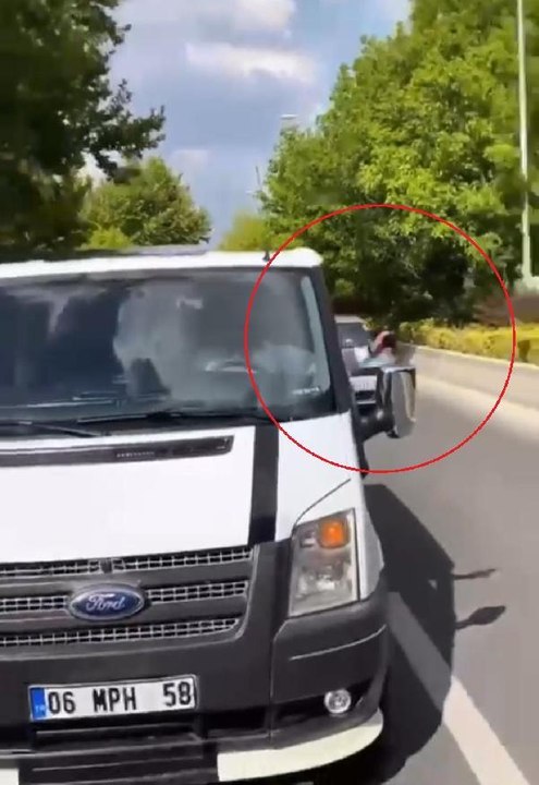 Son dakika haberi: Düğün konvoyunda havaya rastgele ateş etti