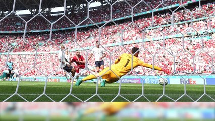 Евро-2020: ничья и поражение чемпионов