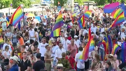 'Desfile da Igualdade' reúne milhares na Polônia